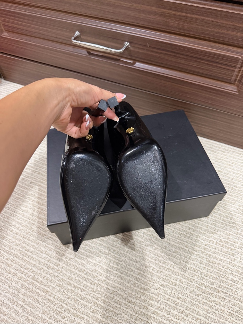 Versace Black Patent Leather Pointed Pumps with Gold Medusa - Picture 3 of 5
